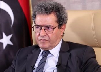 تحذير حكومي من تداعيات استمرار إقفال المنشآت النفطية الليبية