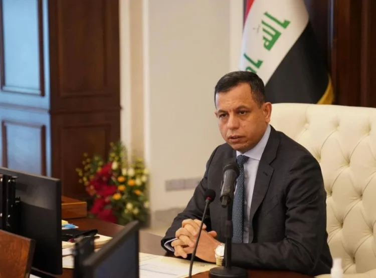 رئيس المخابرات العراقية يحذر من عودة خطر “داعش” مع تزايد أعداد عناصره في سوريا