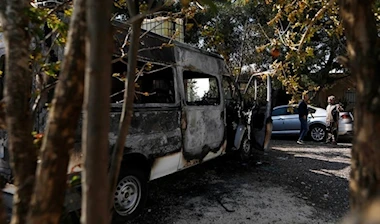 مستوطنون يحرقون منازل وسيارات فلسطينية جنوبي الضفة