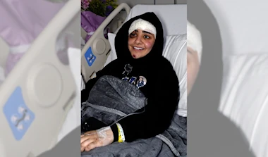 شهادة الناجية من استهداف آمال خليل: «لا تتركيني يا زينب»